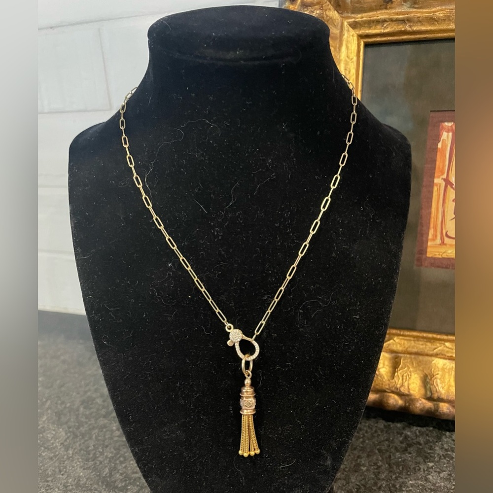 GOLDEN TASSEL CHARM